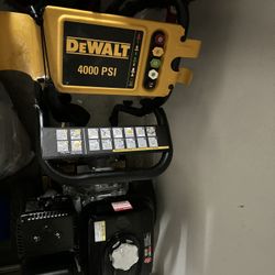 4000psi 3.5gpm Dewalt Comes With All Attachments Surface Cleaner Ready To Use