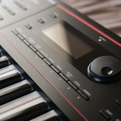 Roland Juno-DS, 61 keys, Synthesizer, Keyboard