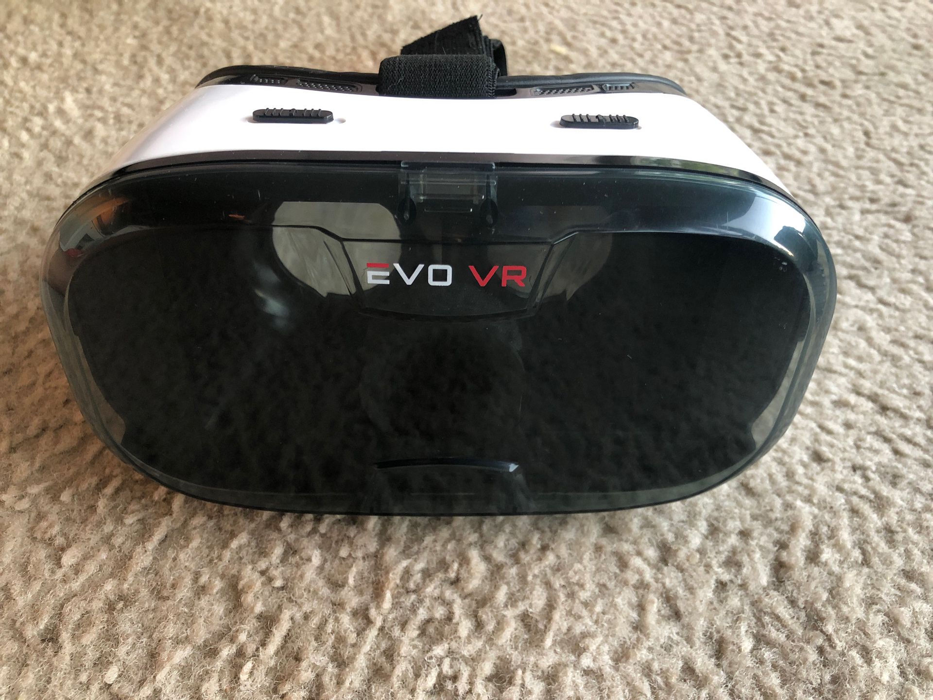 EVO VR headset