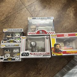 5 Funko Pops 