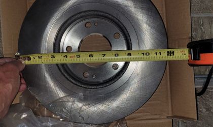 2014 Hyundai Santa Fe 2 front rotors