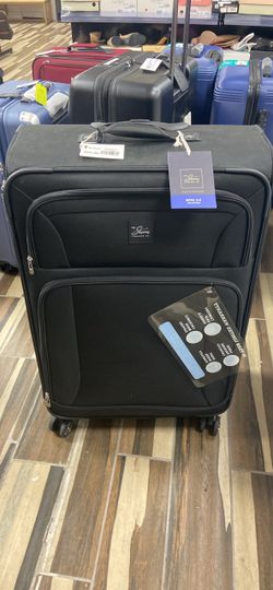 Skyway Epic 2.0 Softside Spinner Luggage