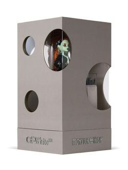 Off White x Monster High Skullector Doll 