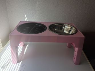 Dog bowl feeder level