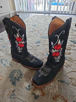 Western Cowgirl Boots Size 7.5 🐮