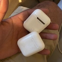 2 Airpod Cases No Headphones 