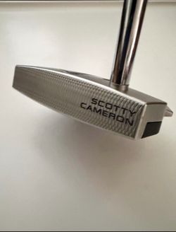 Mint condition Scotty Cameron Phantom Putter