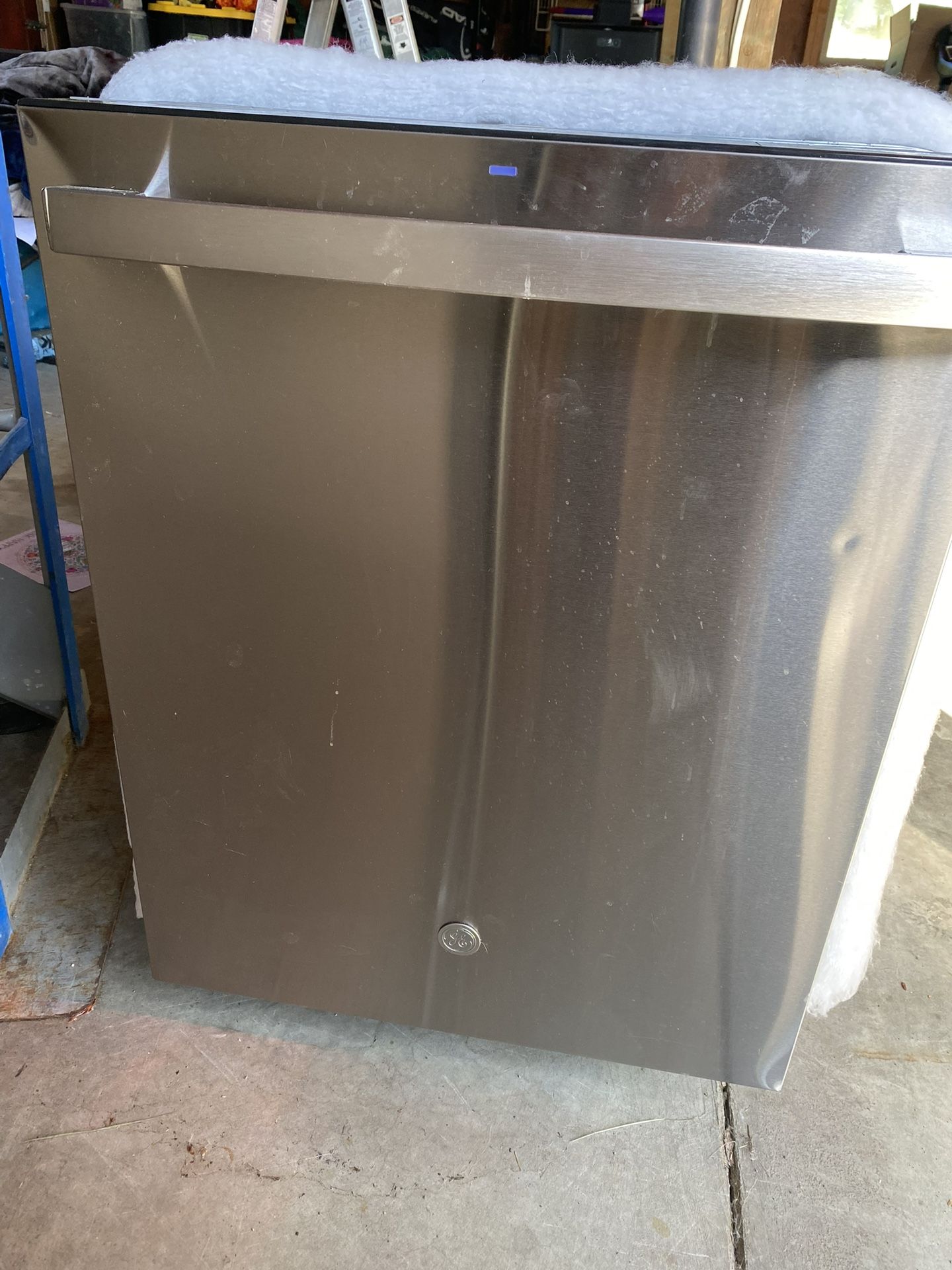 Stainless steel Dishwasher GE