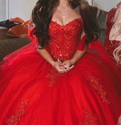 Quince princess dress.. low low price