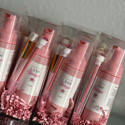 Lash Shampoo