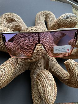 New Over Sized Sunglasses With Pink Lenses 