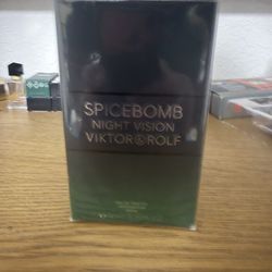 Colognes / perfumes / fragrances SPICEBOMB NIGHT VISION EAU DE TOILETTE 3.4oz