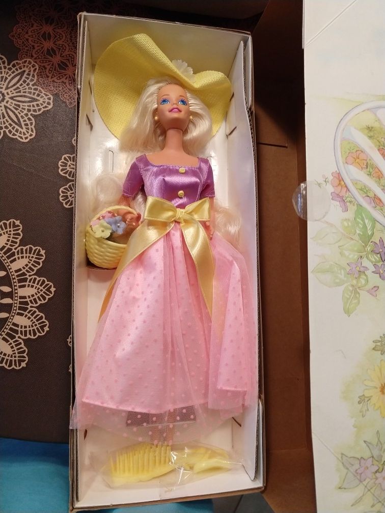 $10 Avon Spring Blossom Barbie