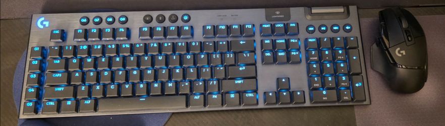 Logitech G Wireless Gaming Bundle - G915X Full-Size Keyboard & G502X Mouse