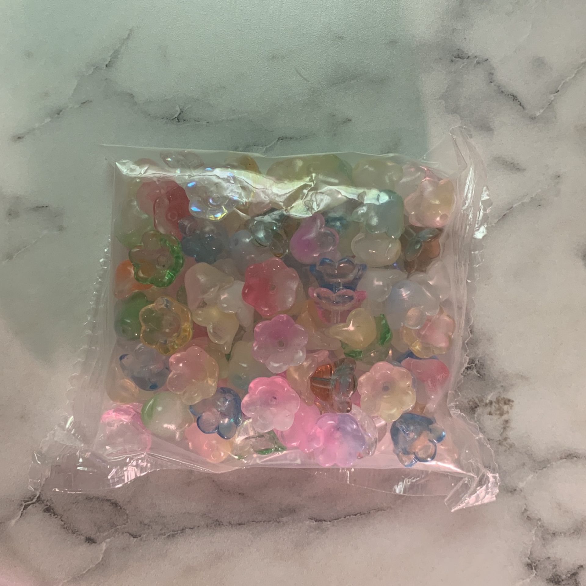 100pcs Glass Flower Beads, Colorful Flower Beads with Holes