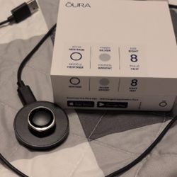 Oura Heritage Silver Ring And Charger