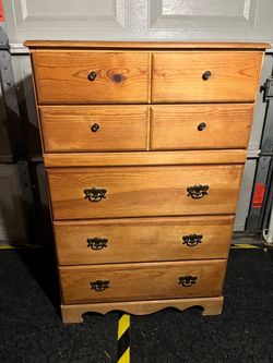 5 Drawer Dresser Chest