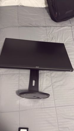 Acer Monitor with Stand 144htz