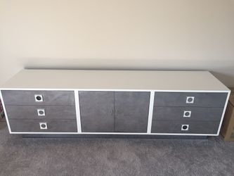 Bedroom Furniture Set