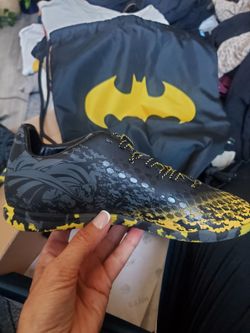 Mills Triton Deisler Knight DC comic (Batman) indoor soccer cleats