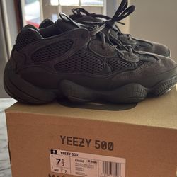 Yeezy 500 Utility Black 