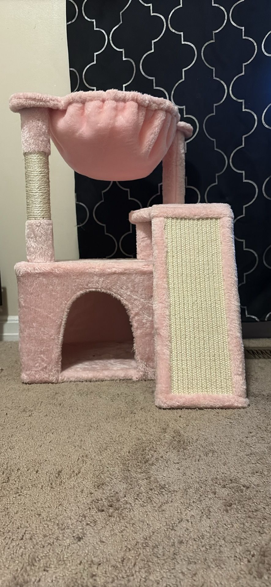 Cat Tree - BRAND NEW IN THE BOX!
