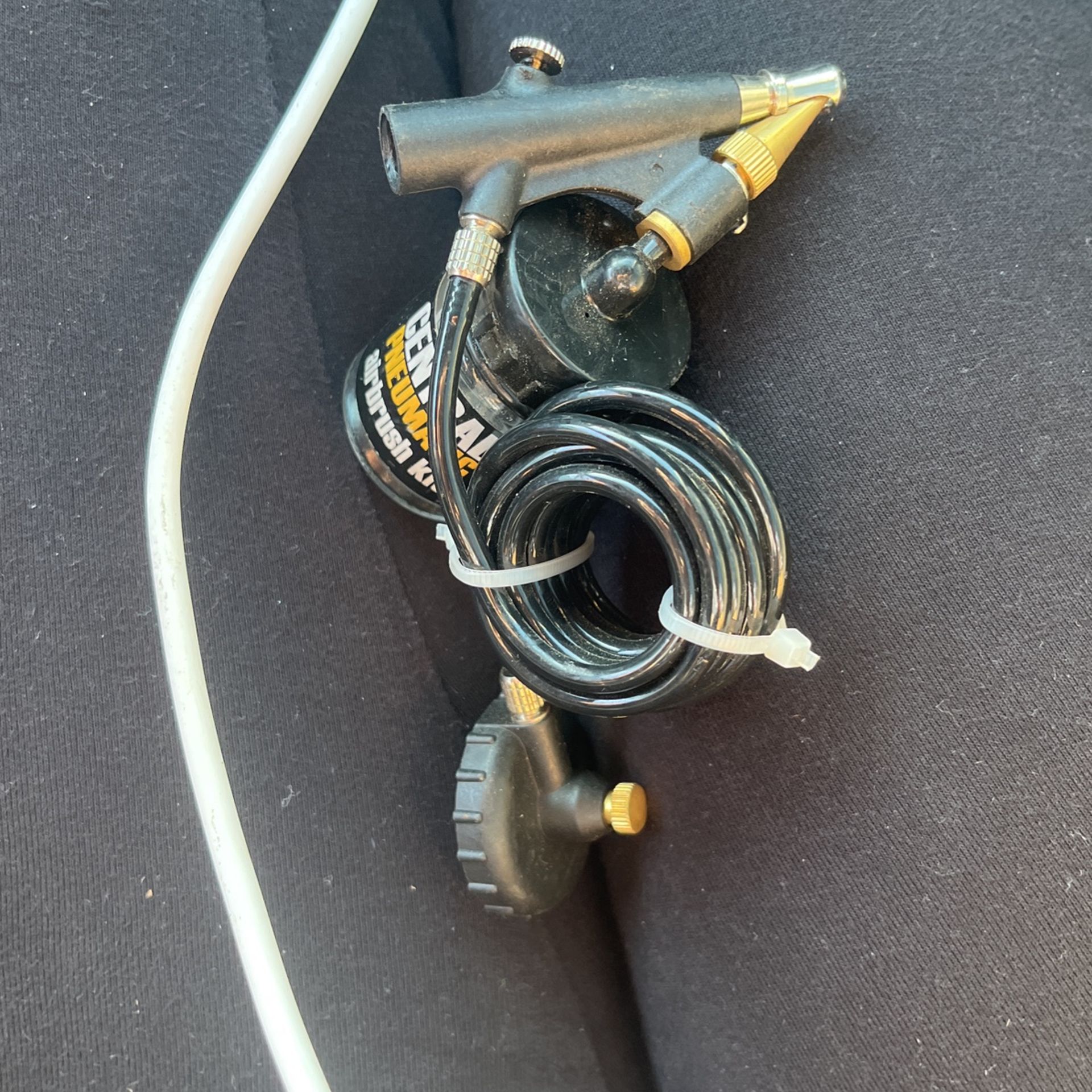 Central Pneumatic Airbrush
