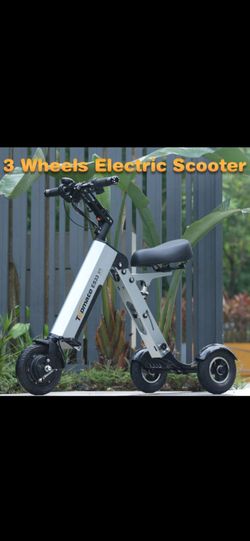 Folding electric scooter