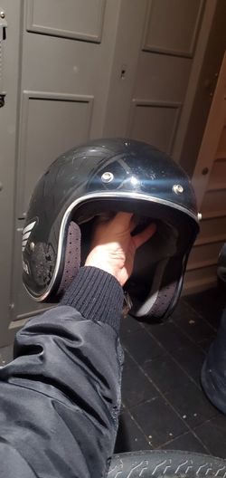 Motorcycle helmet
