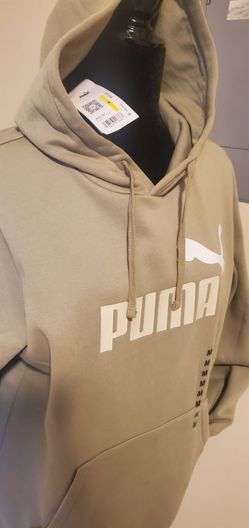 Men's Puma hoodie sweet. The color is a lime color. Size is a medium