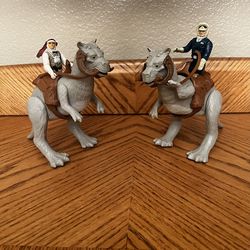 Vintage Star Wars Tauntaun w/ Reins + Hoth Rebel Commander & Soldier (1980 Kenner)