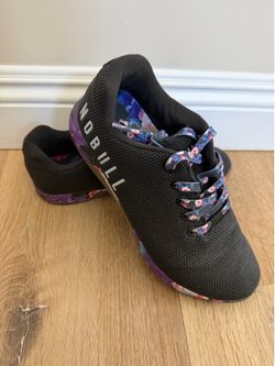 NOBULL women Black Trainer with Floral Accents size 10