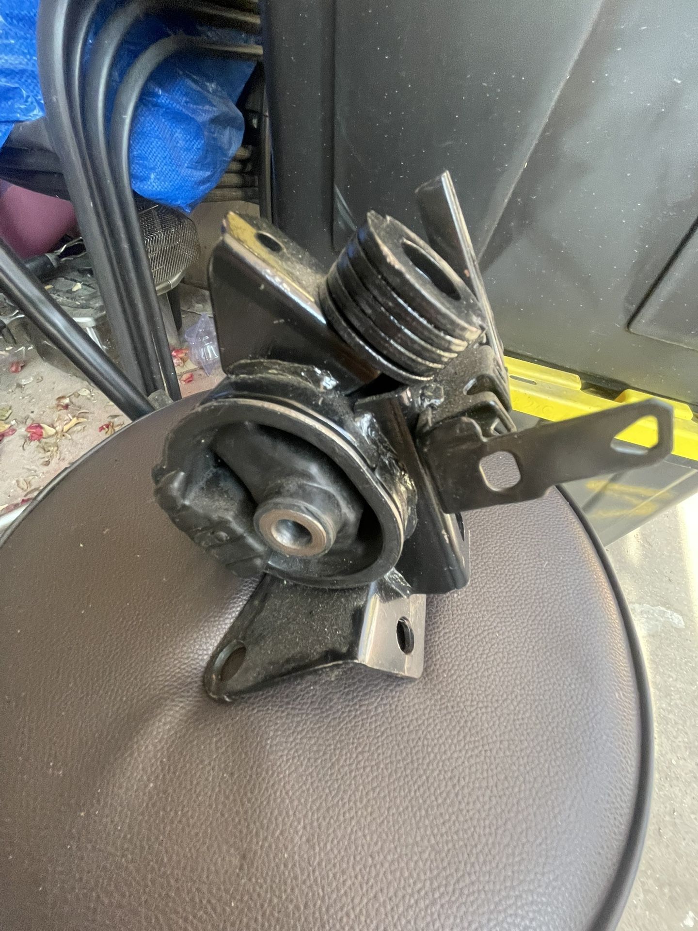 Motor Mount. Scion