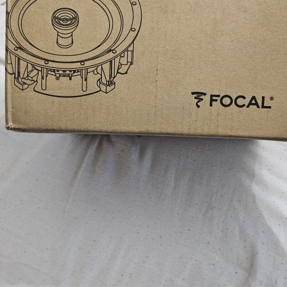 Focal 100 Series 8" Speaker