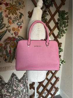 Micheal Kors Pink Bag