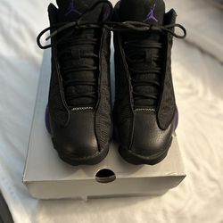 Air Jordan 13’s Retro court purple  Size 10.5M