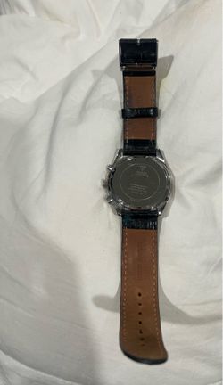 Guess men watch