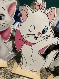 Marie Cat Wood Props 