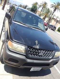 2002 Mitsubishi Montero Sport