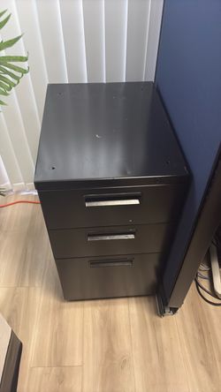 Black Metal 3-Drawer Pedestal File Cabinet we have 4