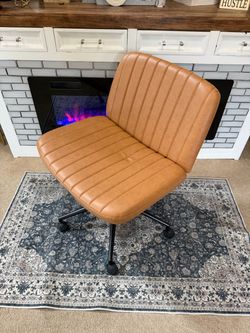 BRAND NEW**See Info**Camel Color Rolling Criss Cross Office Desk Chair