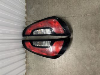 2014-2019 Kia Soul Left Driver LH and RH Side Outer Quarter Halogen Tail Light OEM