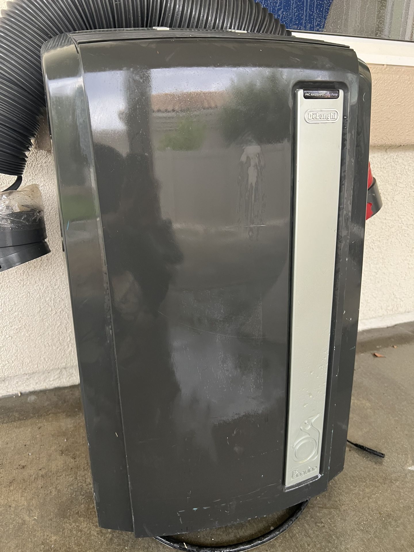 AC