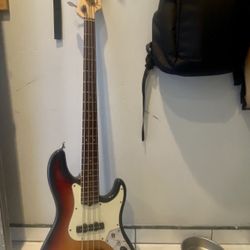 Fender Jazz Bass Deluxe Sunburst