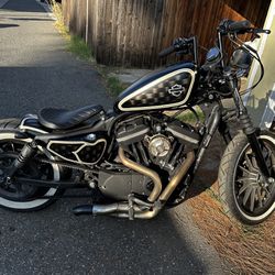 2010 Harley Davidson 883 Bobber