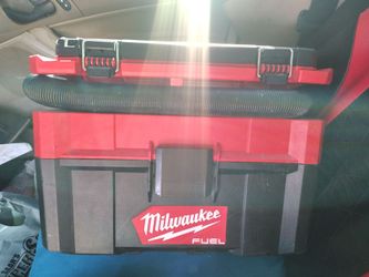 ✨MILWAUKEE✨M18✨FUEL✨BRUSHLESS✨WET/DRY VAC✨