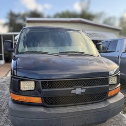 2013 Chevrolet Express Cargo Van