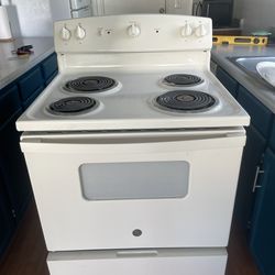 GE Oven for Sale