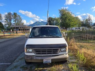 1995 Ford E150 XL 4.9L Inline 6 cyl
