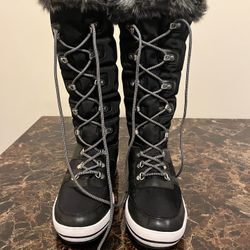 Beautiful Womens Cougar Vesta Fur SnowBoots 